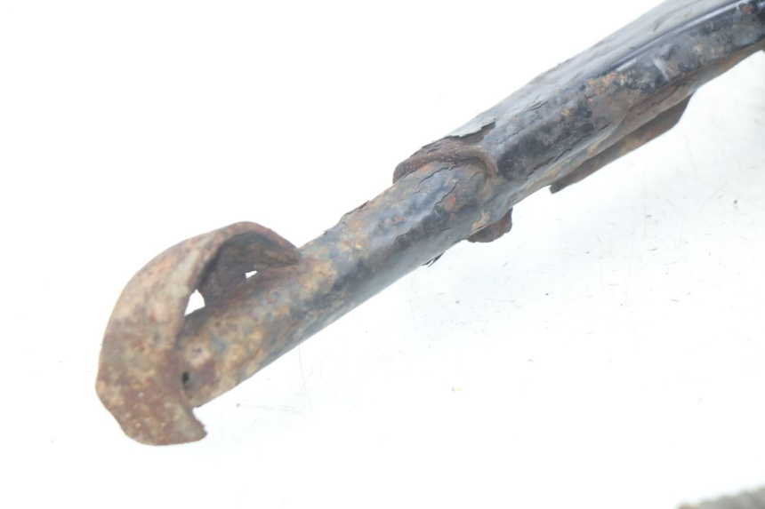 photo de CENTER STAND PEUGEOT LUDIX BLASTER 50 (2006 - 2014) - Zoom on usage condition