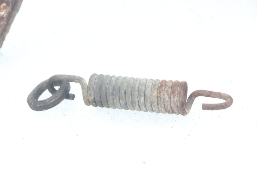 photo de CENTER STAND PEUGEOT LUDIX BLASTER 50 (2006 - 2014) - Fixing points details