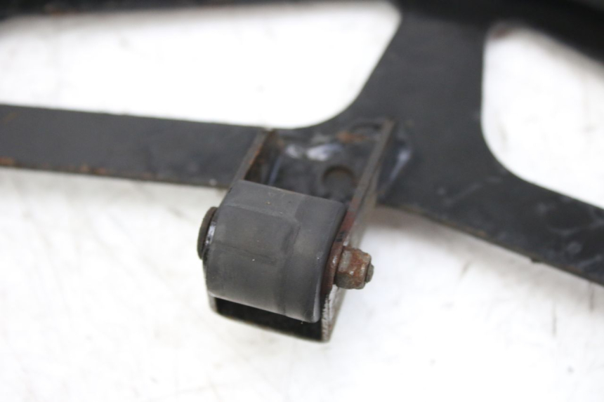 photo de CENTER STAND MBK SKYCRUISER 125 (2010 - 2013) - Alternative perspective