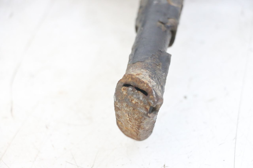 photo de CENTER STAND PEUGEOT SPEEDFIGHT 100 (1997 - 2007) - Alternative perspective