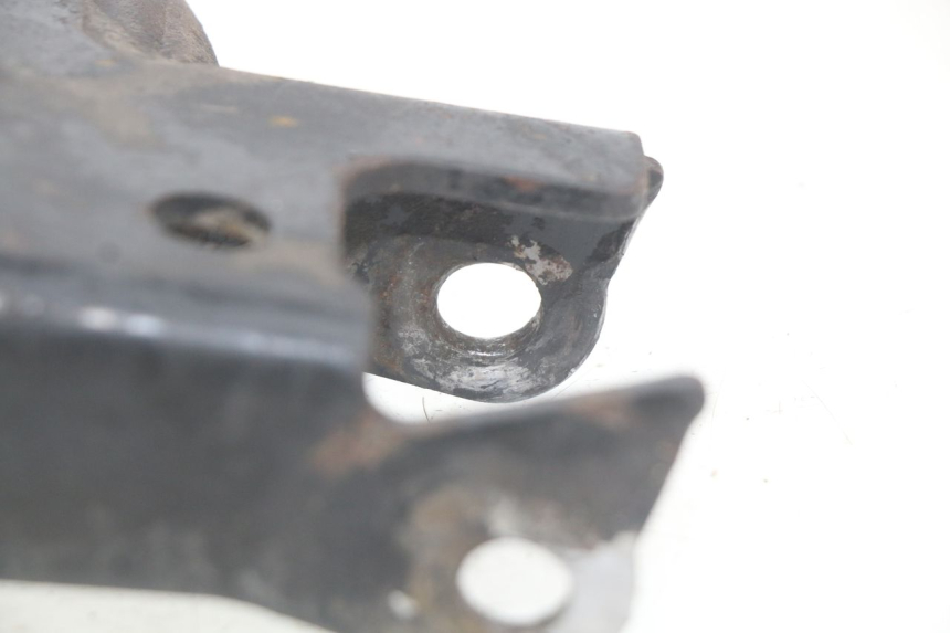 photo de CENTER STAND APRILIA SR LC 50 (1997 - 2004) - Technical close-up