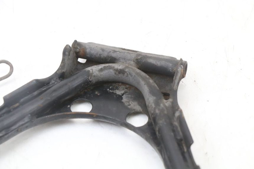 photo de MAIN STAND PEUGEOT STREETZONE 2T 50 (2014 - 2019) - Technical close-up