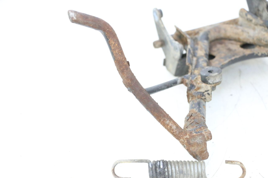 photo de CENTER STAND PEUGEOT TKR TREKKER FURIOUS 50 (2005 - 2014) - Zoom on usage condition