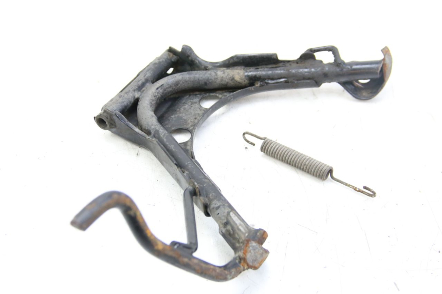 photo de CENTER STAND PEUGEOT VIVACITY NEW 2T 50 (2008 - 2017) - Fixing points details