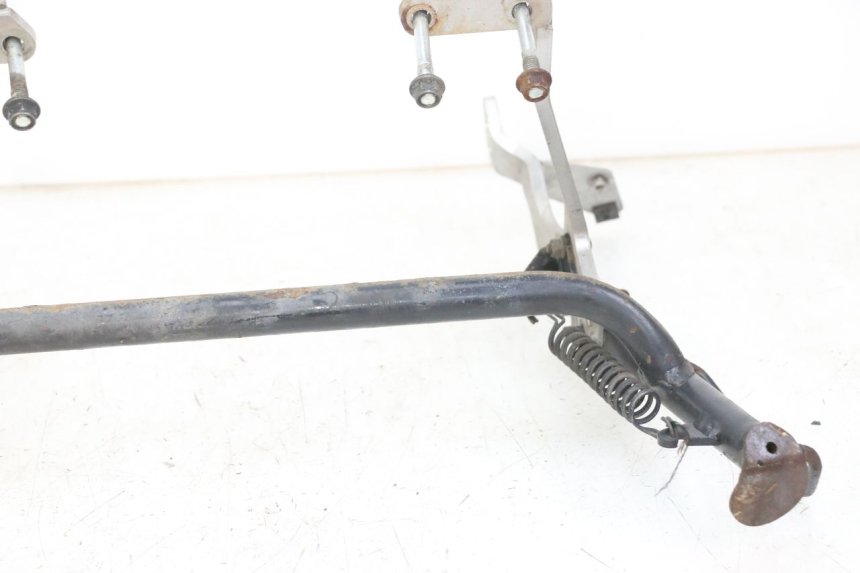 photo de CENTER STAND YAMAHA NEOS NEO'S 4T 50 (2008 - 2016) - Zoom on usage condition