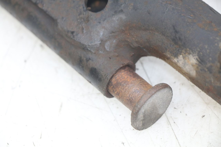 photo de CENTER STAND YAMAHA YP MAJESTY 400 (2004 - 2008) - Zoom on usage condition