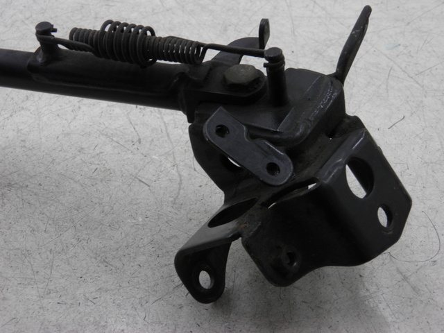 photo de SIDE STAND SUZUKI BURGMAN EXECUTIVE 650 (2008 - 2010) - Alternative perspective