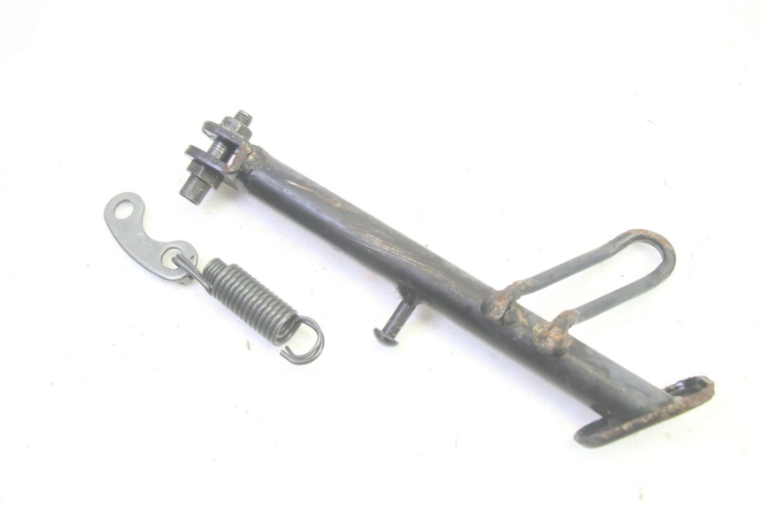 photo de SIDE STAND SYM CROX 4T 50 (2016 - 2023) - Zoom on usage condition