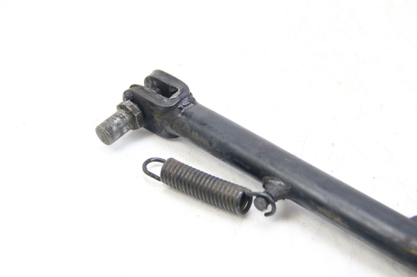 photo de SIDE STAND SYM WOLF SB 125 (2011 - 2018) - Zoom on usage condition