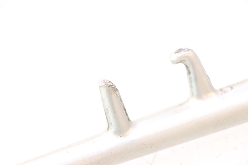 photo de SIDE STAND YAMAHA YZF R6 600 (2008 - 2009) - Fixing points details