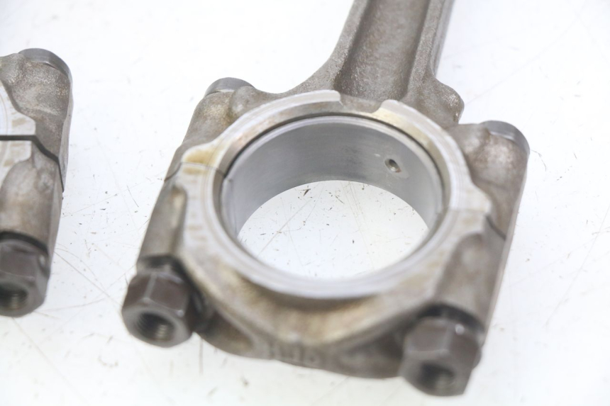 photo de CONNECTING ROD HONDA CBF 500 (2004 - 2007) - Component detail