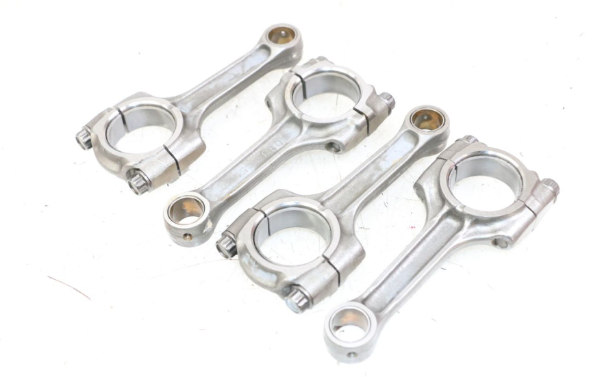 photo de ROD SUZUKI GSR 750 (2011 - 2017) - Fixing points details