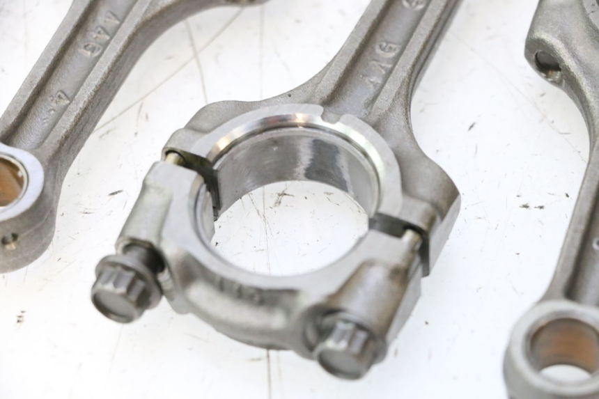 photo de ROD SUZUKI GSR 600 (2005 - 2012) - Distinctive features