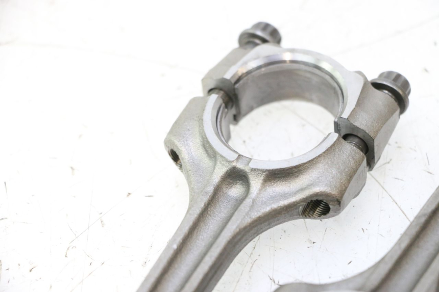 photo de ROD SUZUKI GSR 600 (2005 - 2012) - Fixing points details