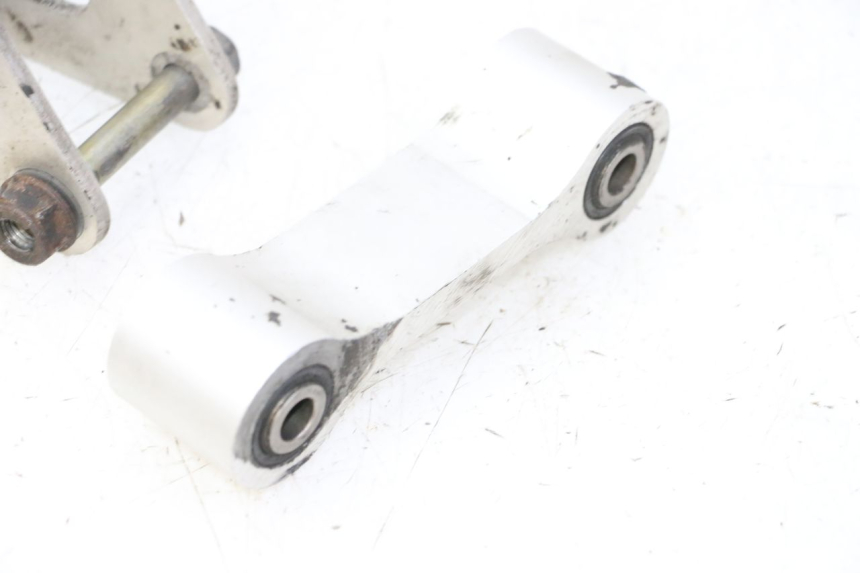 photo de SHOCK LINK HONDA CBR RR FIREBLADE 900 (1992 - 1994) - Fixing points details