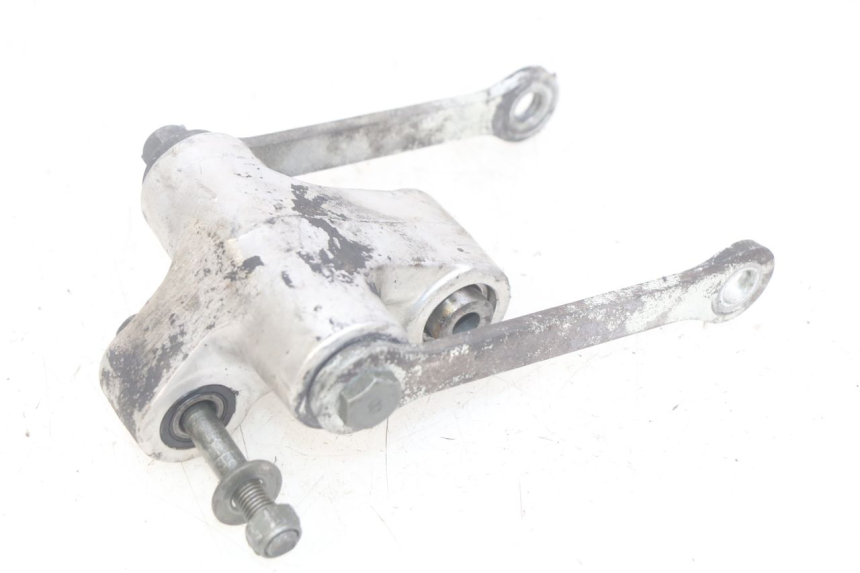 photo de SHOCK ABSORBER LINKAGE YAMAHA FZS FAZER 600 (1998 - 2001) - Zoom on usage condition