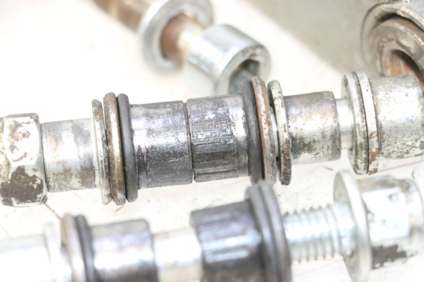 photo de SHOCK LINK RIEJU MRT PRO SUPERMOTARD 50 (2007 - 2018) - Fixing points details