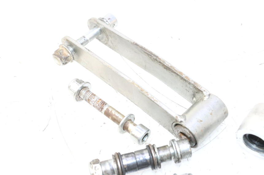 photo de SHOCK LINK RIEJU MRT PRO SUPERMOTARD 50 (2007 - 2018) - Surface and material condition