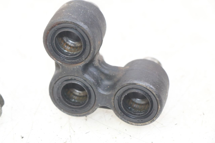 photo de SHOCK ABSORBER LINKAGE YAMAHA MT ABS 125 (2014 - 2018) - Technical close-up