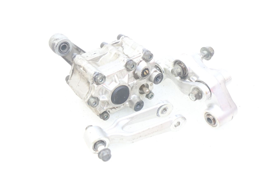 photo de SHOCK ABSORBER LINKAGE SUZUKI TLS TL S 1000 (1997 - 2001) - Alternative perspective
