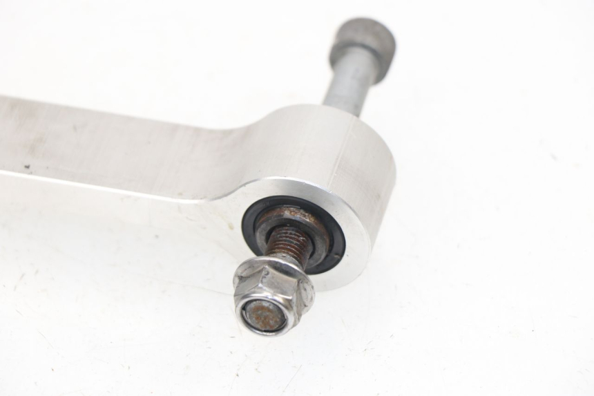 photo de SHOCK LINK TRIUMPH STREET TRIPLE 675 (2007 - 2012) - Alternative perspective