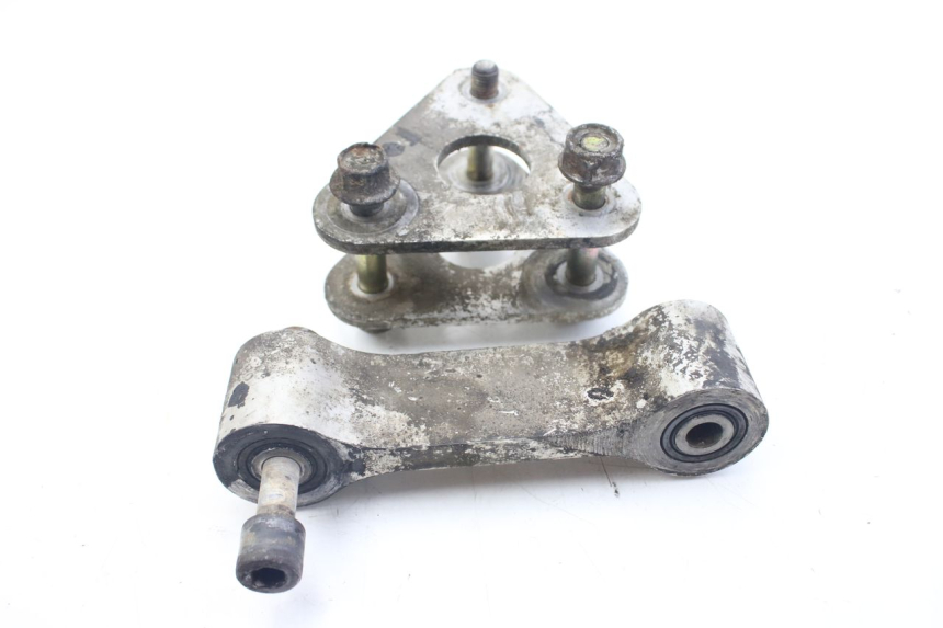 photo de SHOCK ABSORBER LINKAGE HONDA VFR FI RC46 800 (1998 - 2001) - Technical close-up