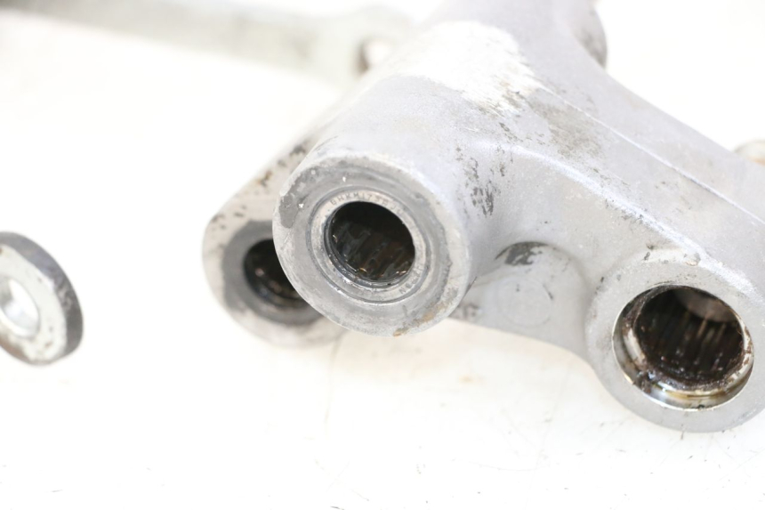 photo de SHOCK ABSORBER LINKAGE YAMAHA FZS FAZER 600 (2001 - 2003) - Zoom on usage condition