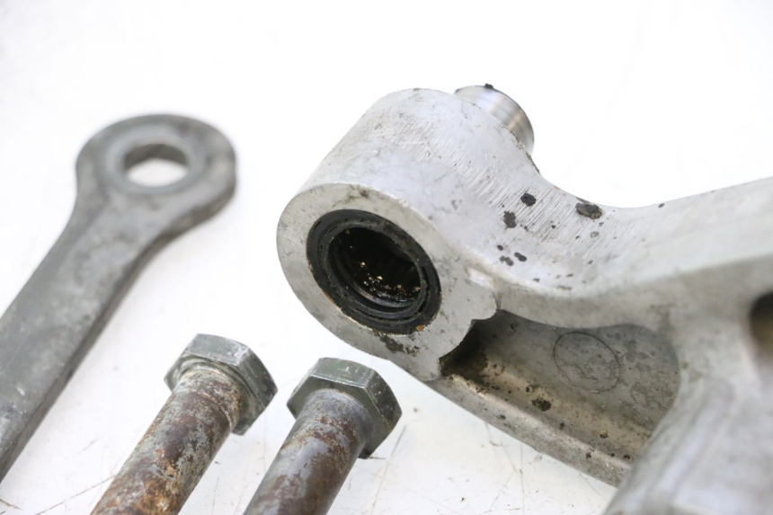 photo de SHOCK LINK YAMAHA YZF R GENESIS 750 (1993 - 1998) - Surface and material condition
