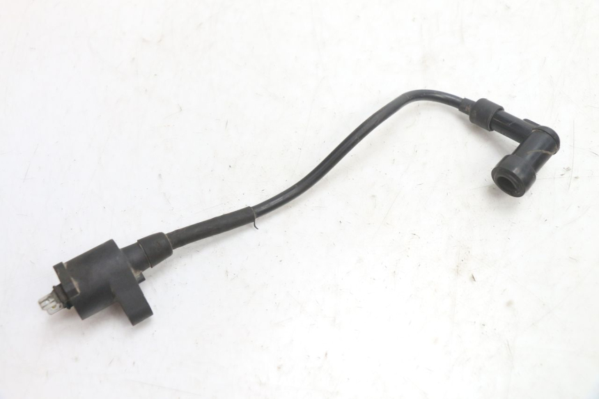 photo de IGNITION COIL PEUGEOT 103 SPX CLIP 50 (1989 - 1992) - Alternative perspective