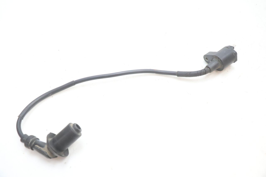 photo de IGNITION COIL KYMCO AGILITY 4T 10" 50 (2005 - 2018) - Alternative perspective