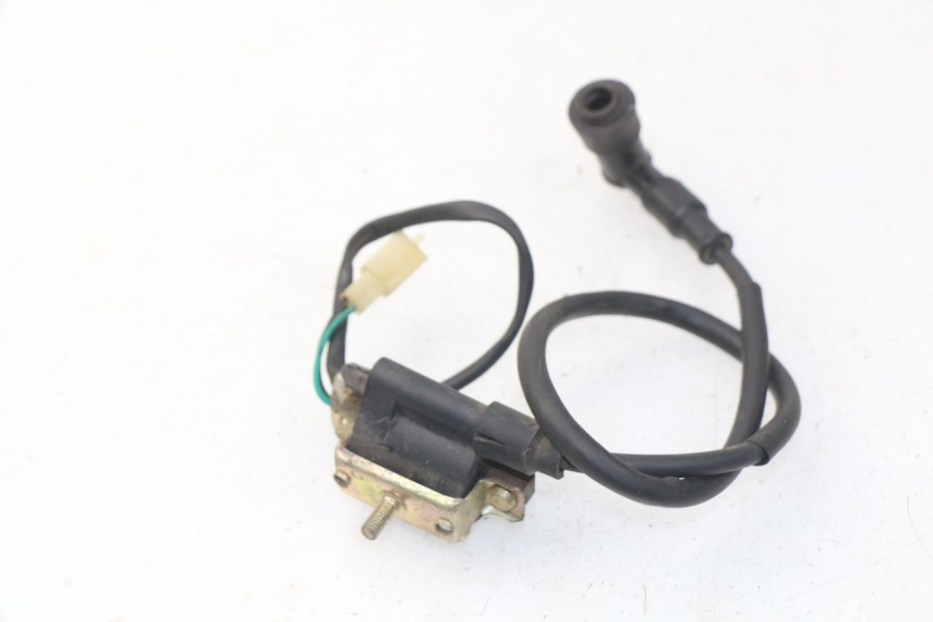 photo de IGNITION COIL CHINESE QUAD ATV ENFANT 125 - Alternative perspective