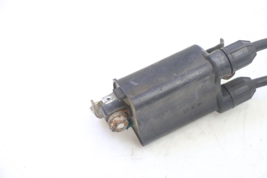 photo de IGNITION COIL HONDA CBR RR FIREBLADE 900 (1992 - 1994) - Alternative perspective
