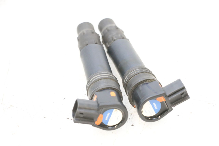 photo de IGNITION COIL KAWASAKI ER-6 ER6 F ABS 650 (2012 - 2016) - Technical close-up