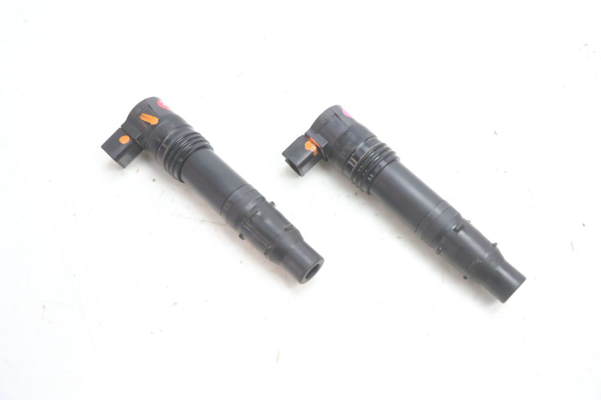 photo de IGNITION COIL KAWASAKI ER-6 ER6 N 650 (2005 - 2009) - Surface and material condition