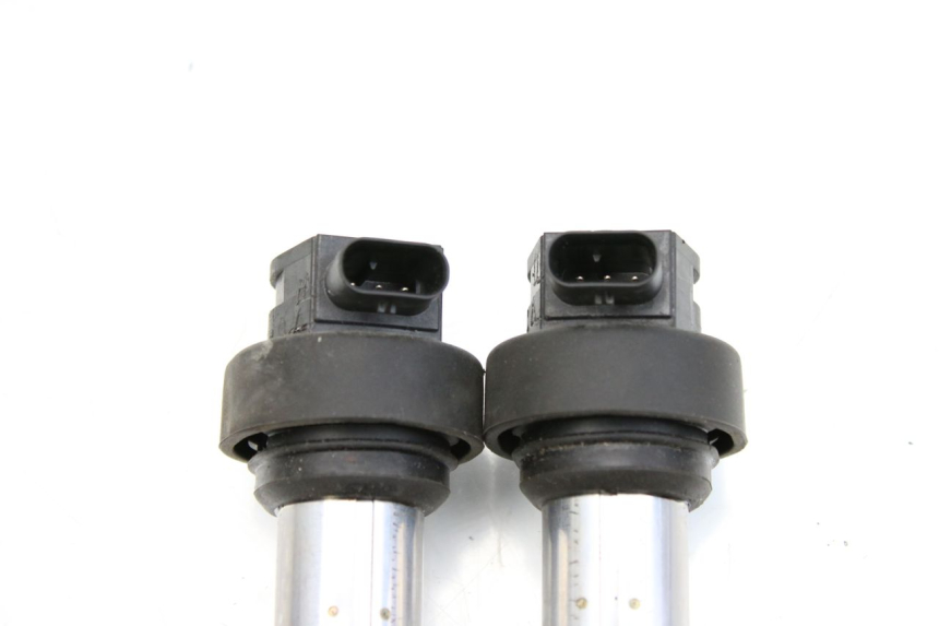 photo de IGNITION COIL BMW F GS K81 850 (2018 - 2023) - Technical close-up