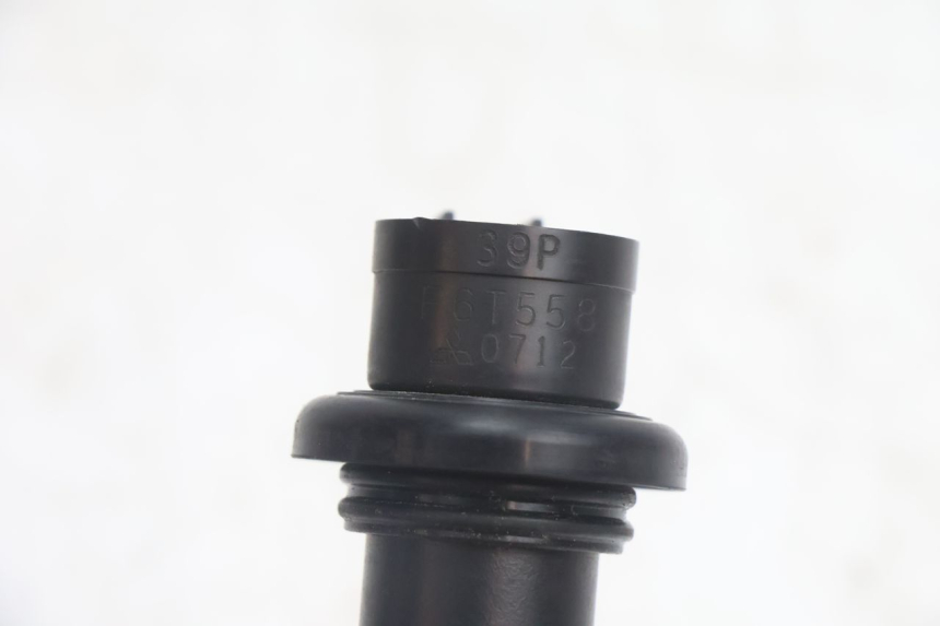 photo de IGNITION COIL YAMAHA FZ8 800 (2010 - 2016) - Fixing points details