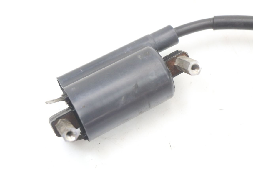 photo de IGNITION COIL SUZUKI GN 125 (1997 - 2000) - Alternative perspective
