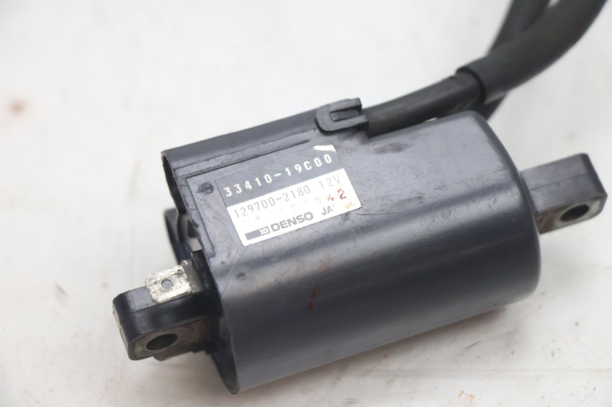 photo de IGNITION COIL SUZUKI GSX F GSXF 750 (1988 - 1998) - Technical close-up