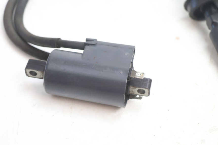 photo de IGNITION COIL SUZUKI GSX F GSXF 750 (1988 - 1998) - Fixing points details