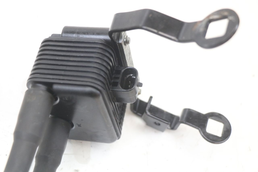 photo de IGNITION COIL HARLEY DAVIDSON SPORTSTER XL CUSTOM 883 (1999 - 2006) - Technical close-up