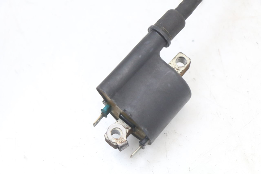 photo de IGNITION COIL HONDA FES S-WING SWING 125 (2007 - 2015) - Technical close-up