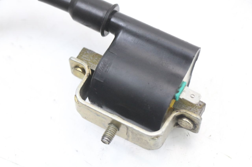 photo de IGNITION COIL PEUGEOT KISBEE 2T 50 (2018 - 2022) - Alternative perspective