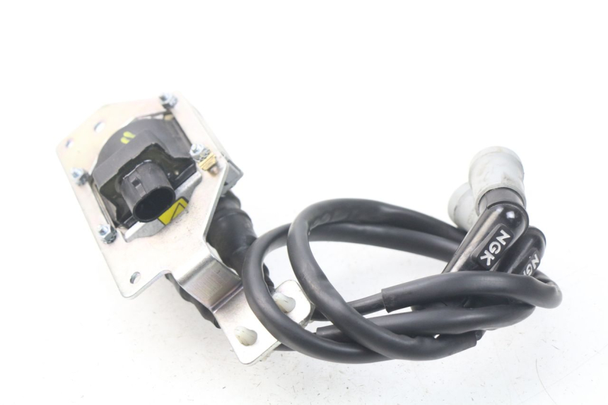 photo de IGNITION COIL PIAGGIO MP3 HPE 500 (2019 - 2022) - Technical close-up