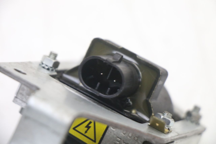 photo de COIL PIAGGIO MP3 500 (2014 - 2017) - Alternative perspective