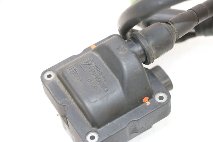 photo de COIL PIAGGIO MP3 RL 250 (2006 - 2010) - Technical close-up