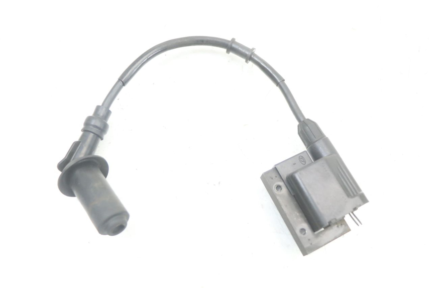 photo de IGNITION COIL PEUGEOT BELVILLE 125 (2017 - 2021) - Alternative perspective