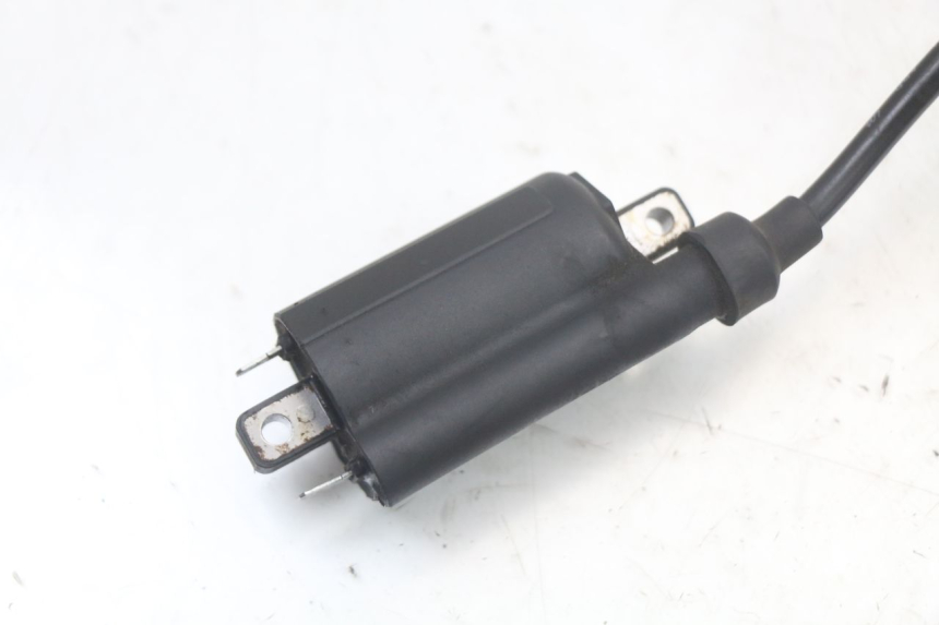 photo de IGNITION COIL PEUGEOT STREETZONE 4T 50 (2018 - 2023) - Technical close-up