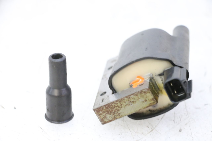 photo de IGNITION COIL PEUGEOT SATELIS 125 (2013 - 2018) - Zoom on usage condition