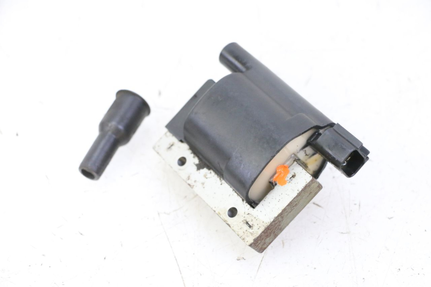 photo de IGNITION COIL PEUGEOT SATELIS 125 (2013 - 2018) - Alternative perspective