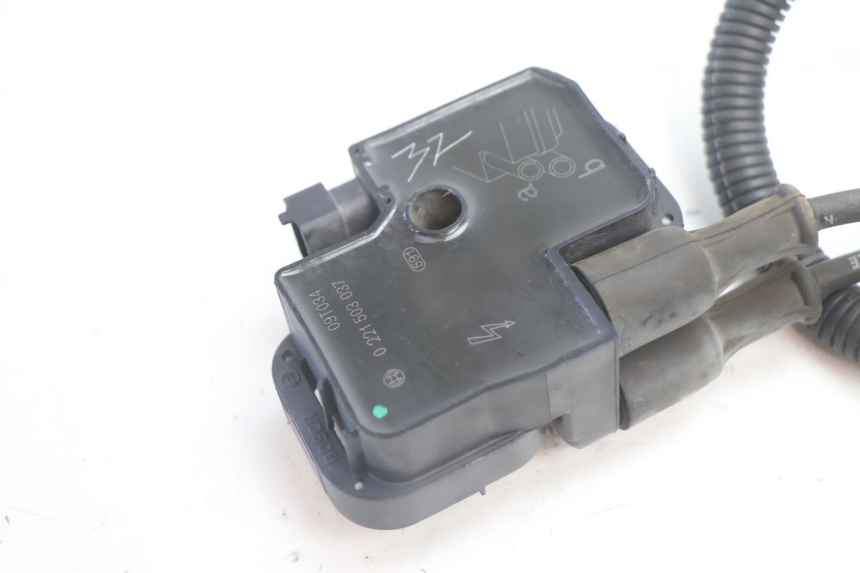 photo de IGNITION COIL CAN-AM SPYDER RS 1000 (2008 - 2012) - Technical close-up